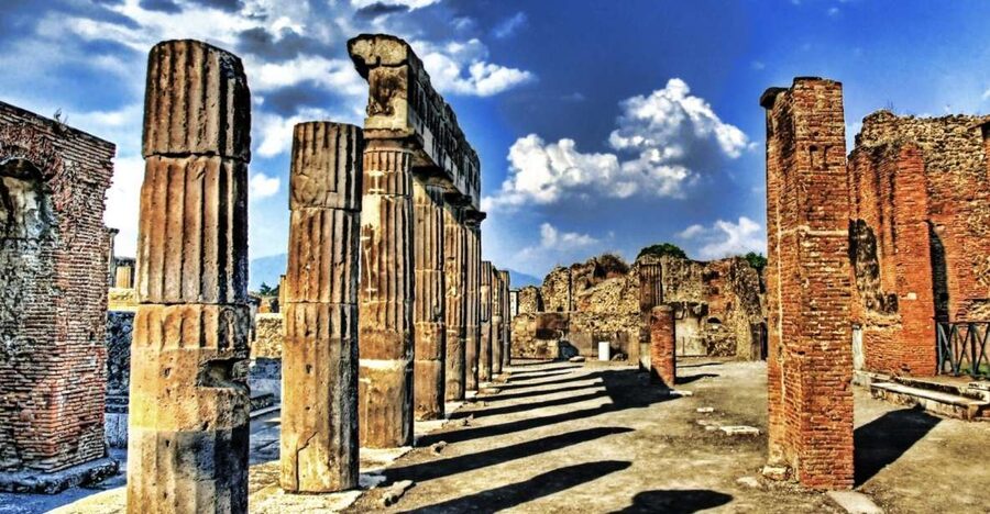 From Sorrento: Pompeii Ruins All-inclusive Guided Tour - Sorrento to Pompeii by Train, What the Logistics Feel Like
