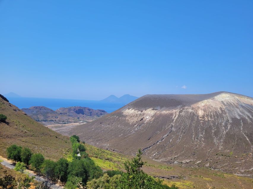 From Taormina: Lipari and Vulcano Mini Cruise Aeolian Tour - Lipari island time: old town streets, a cathedral, and fortress walls