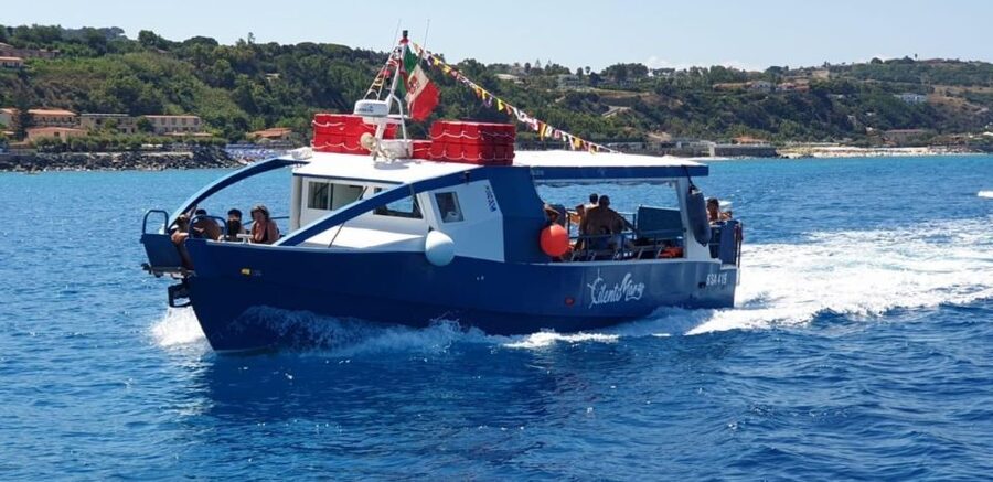 From Tropea: Capo Vaticano boat tour with snorkel & aperitif - Capo Vaticano stop: photos first, then your main snorkeling and swim window