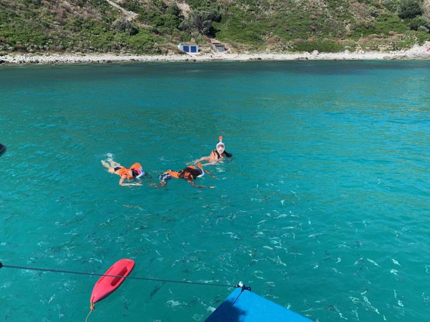 From Tropea: Capo Vaticano boat tour with snorkel & aperitif - Aperitif, snacks, and the drink situation: fun, but quality can vary