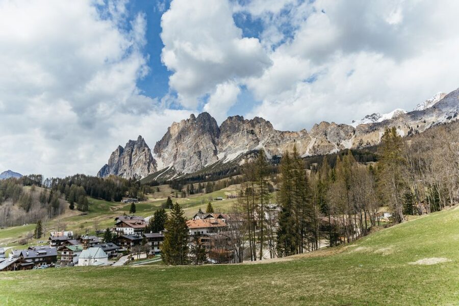 From Venice: Cortina and Dolomites Mountains Day Trip - First, what this Venice to Dolomites day trip gets right