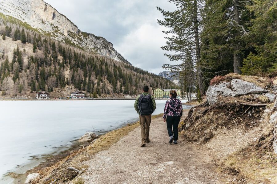 From Venice: Cortina and Dolomites Mountains Day Trip - Stop 3: Lake Auronzo, postcard time in the middle of the route