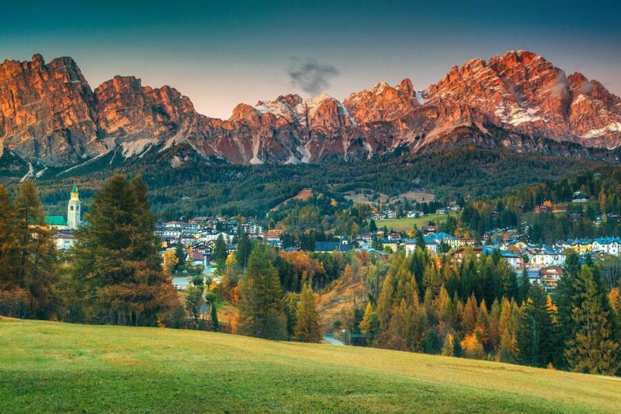 From Venice: Dolomites Day Trip - Lake Misurina: the Pearl of the Dolomites walk and lunch rhythm
