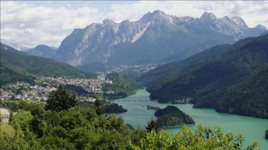 From Venice: Dolomites, Lake Misurina, and Cortina Day Trip - Why the Venice to Dolomites format works