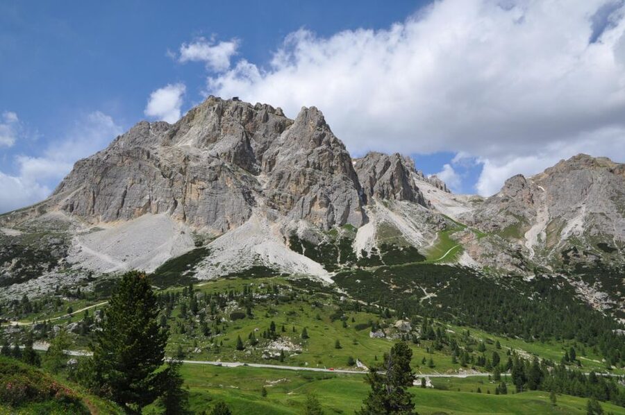 From Venice: Dolomites, Lake Misurina, and Cortina Day Trip - Tre Cime di Lavaredo viewpoints and a self-guided mountain walk