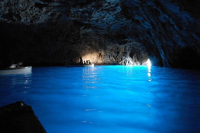 Full-Day Capri, Anacapri and Blue Grotto Tour from Sorrento - Meeting at Hotel Il Faro and Getting Your Bearings Fast