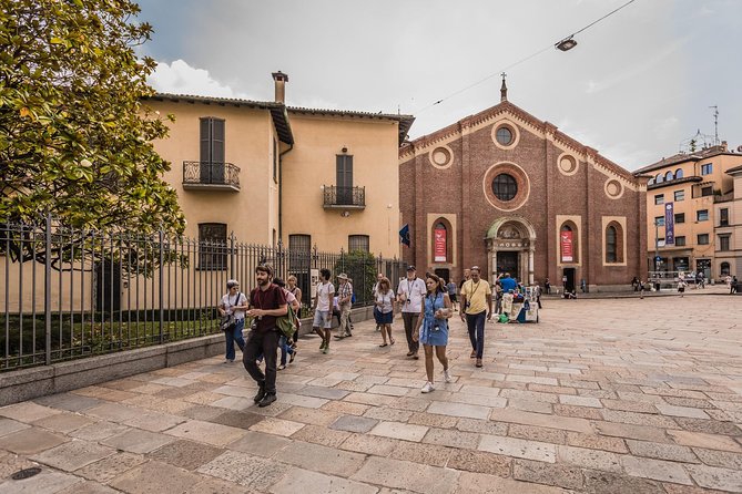 Full-day Skip-The-Line Milan, The Last Supper and Duomo Cathedral - Duomo di Milano, skip the lines and catch the Holy Nail story