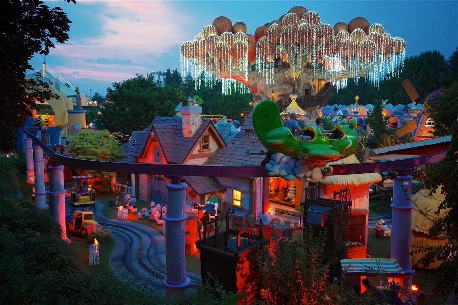 Gardaland Park: Open Date Entry Ticket - Escape from Atlantis plus Colorado Boat: water rides that cool you off fast
