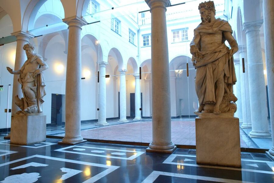Genoa: 2-Hour Guided Walking Tour of the Historical Center - Key highlights worth aiming for