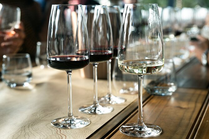 Genoa Food, Wine Tasting & History Walking Tour - Walking Through Noble Palaces: How the Route Builds Understanding