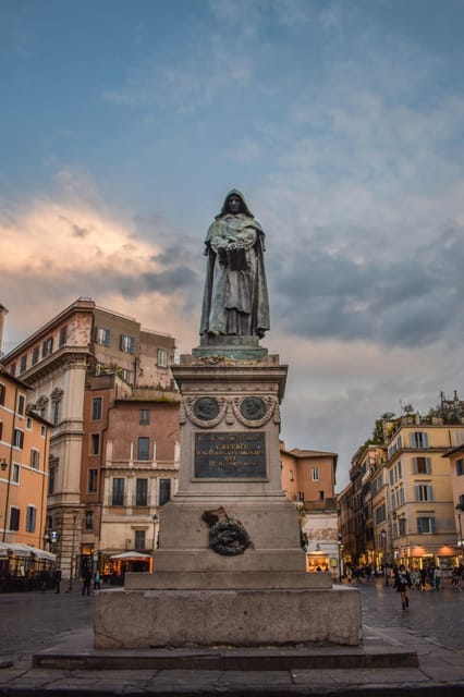 Ghosts, Legends & Mysteries of Rome Tip-Based Walking Tour - Giulia Tofana and Rome’s poisoner legacy