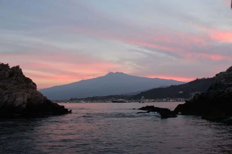 Giardini Naxos Taormina: Dolphin Watching Sunset Tour - The blue-water swim break (and what to expect once you get in)