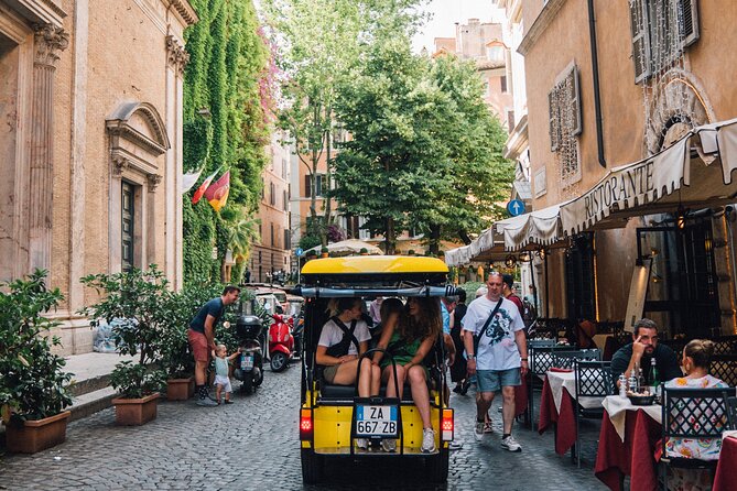 Golf Cart Small-Group Guided Tour: Rome City Highlights - Meeting at V. Monterone 19 and riding a connected highlight loop