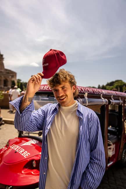 Golf Cart Tour: Express Highlights of Rome - Piazza Navona and Theatre of Marcellus: Rome’s street theater