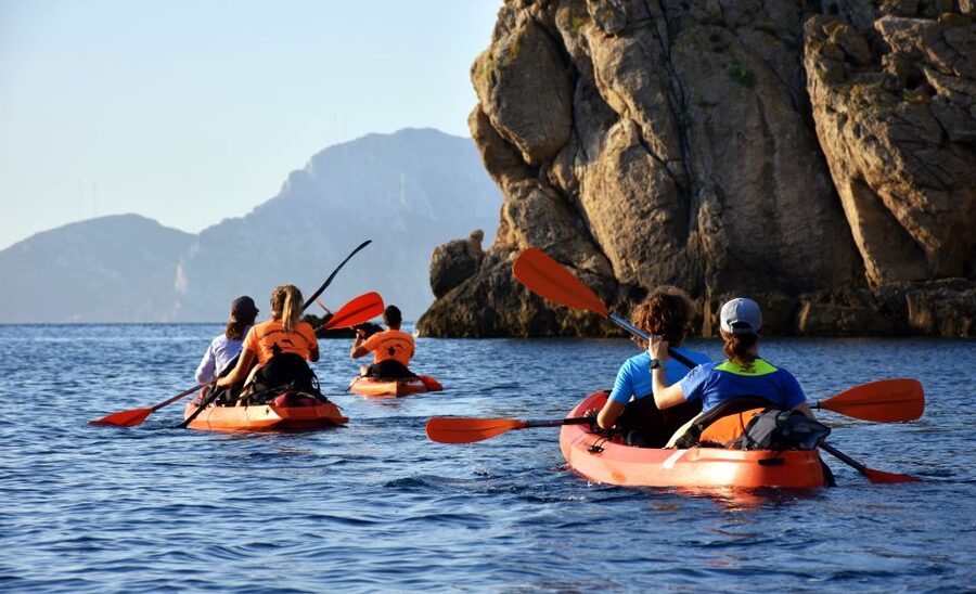 Golfo Aranci: Kayak Tour with Dolphins and Aperitif - First Splash: Starting at Spiaggia dei Baracconi