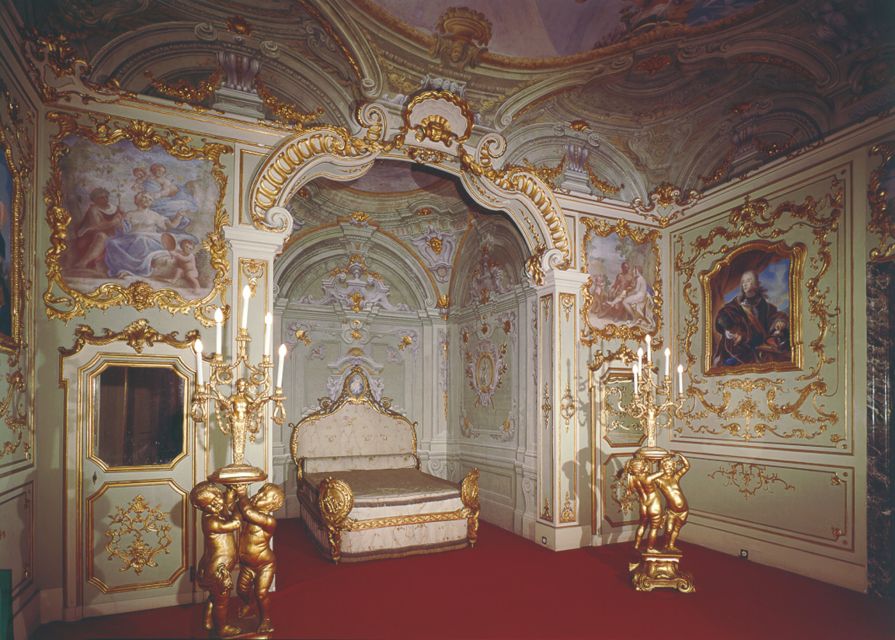 Guided Tour of Rolli Palaces UNESCO Site, Genoa - Palazzo Rosso: Strada Nuova Museum rooms you can actually enter
