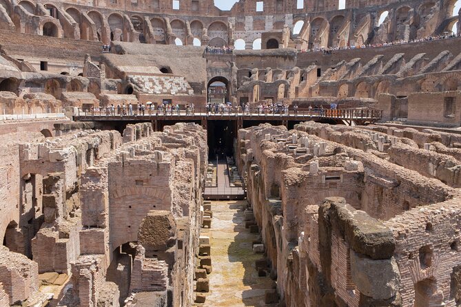 Guided tour of the Colosseum, Roman Forum and Palatine in Spanish - Meeting point at Largo Corrado Ricci: the part that can trip you up