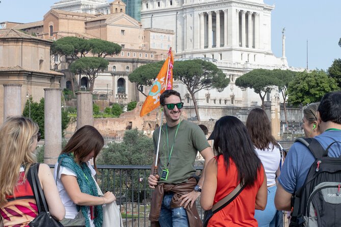 Guided tour of the Colosseum, Roman Forum and Palatine in Spanish - Palatine Hill stop: where Rome’s power story begins