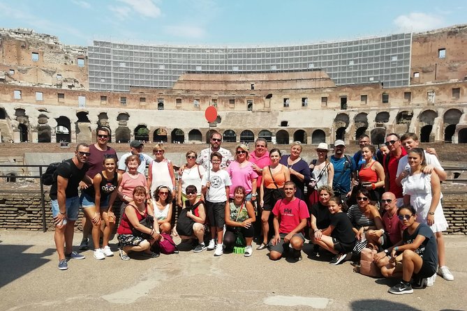 Guided tour of the Colosseum, Roman Forum and Palatine in Spanish - Headsets and Spanish commentary: how you actually get the most out of it