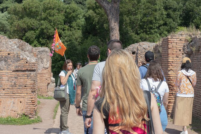 Guided tour of the Colosseum, Roman Forum and Palatine in Spanish - Group size, pace, and the heat factor