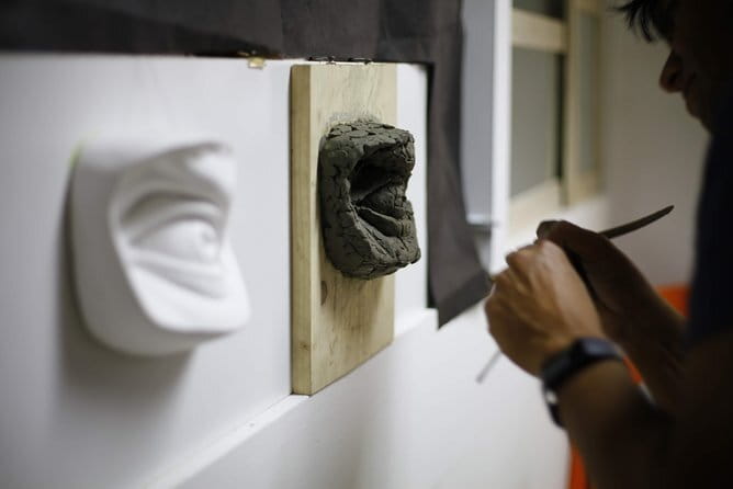 Handmade Tuscan Ceramics Masterclass in Montelupo - Choosing pieces to buy, and how personalization works