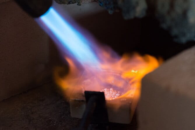 Handmade Tuscan Ceramics Masterclass in Montelupo - Shipping your finished ceramics home