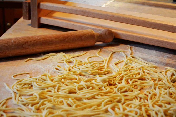 Hands on Italian Cooking Classes - Hands-on cooking in Umbria, right from a 10:00 a.m. farmhouse start