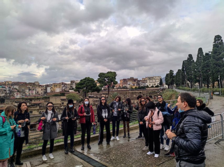 Herculaneum: 3D Walking Tour with Skip-the-Line Ticket - The Real Value: A Live Assistant, Not Just Audio