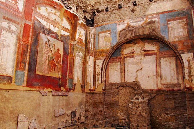 Herculaneum Guided Group Tour from Naples - Casa dei Cervi, Casa del Bicentenario, and the wooden sliding panels