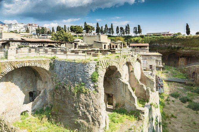 Herculaneum Guided Group Tour from Naples - Guides, language, and how to make the most of the group format