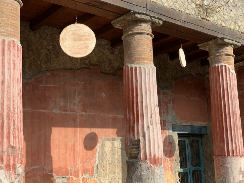 Herculaneum: Tickets & Tour with a Local Archaeologist - Biglietteria Ercolano meeting point, and getting oriented fast