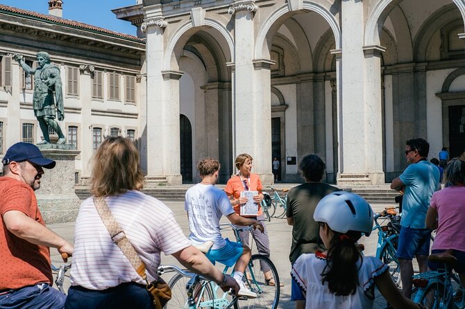 Highlights and hidden gems of Milan Bike Tour - Porta Nuova and modern Milan: Bosco Verticale and the new skyline