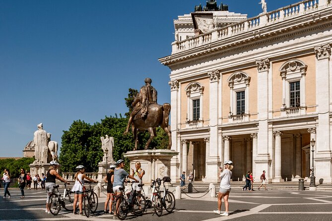 Highlights & Hidden Gems Tour with Top E-bike - Key points at a glance
