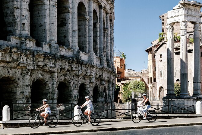 Highlights & Hidden Gems Tour with Top E-bike - Who this tour suits best, and who should think twice