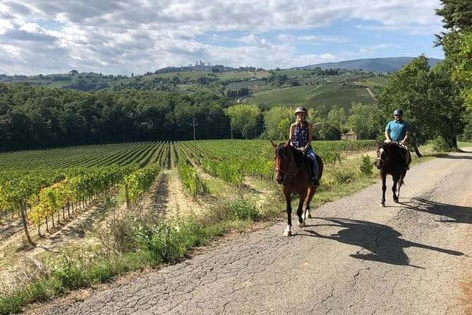 Horseback Ride in S.Gimignano with Tuscan Lunch Chianti Tasting - From Florence to Tuscany on a small-group day