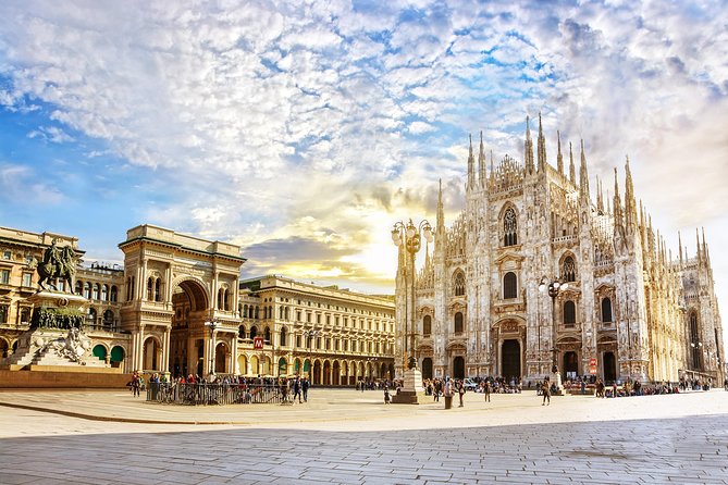 Inside Milan’s Duomo: Cathedral Tour with Optional Rooftop - Duomo Museum Stop: When the Cathedral’s “Stuff” Gets Explained