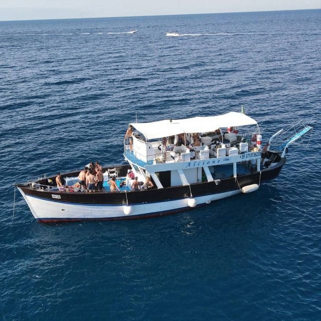 Ischia: Island Boat Tour with Neapolitan Lunch & Snorkeling - Key Points Before You Go