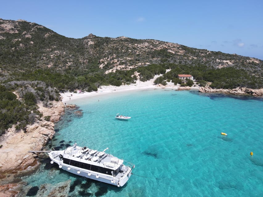 La Maddalena: Archipelago Boat Tour - First hour in La Maddalena’s historic center
