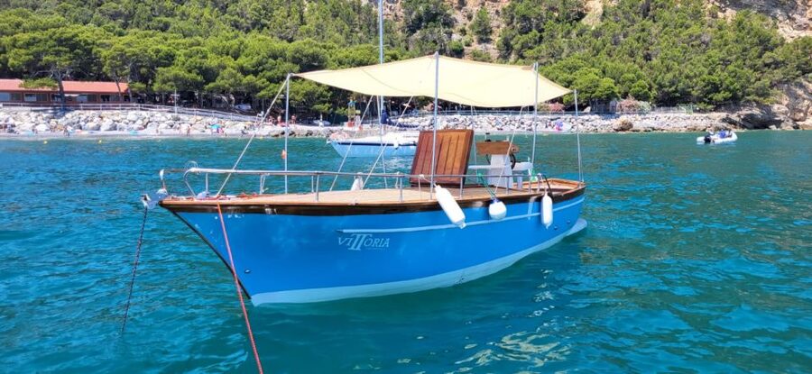 La Spezia: Cinque Terre and Portovenere Full-Day Boat Tour - Le Rosse and Monesteroli swim breaks: why this tour feels like a secret beach day