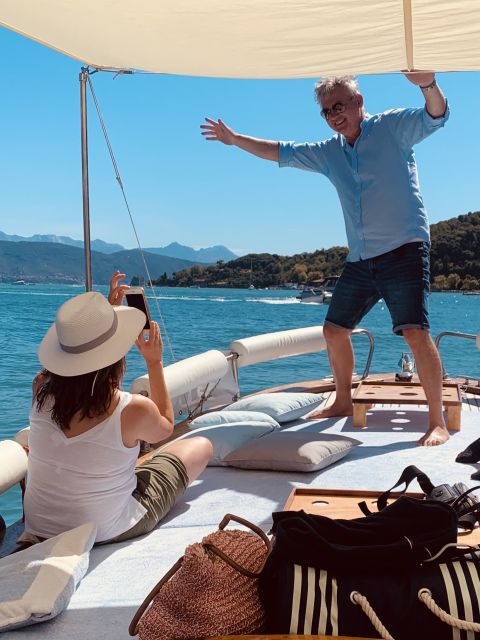 La Spezia: Cinque Terre and Portovenere Full-Day Boat Tour - Monterosso al Mare: the only real land time, plus the choice to stay aboard