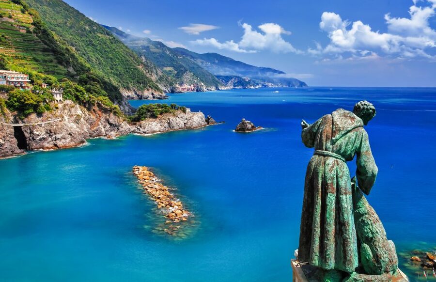 La Spezia: Cinque Terre Tour by Boat - The 8-hour flow: from La Spezia at 10:00 to returning by 6:00