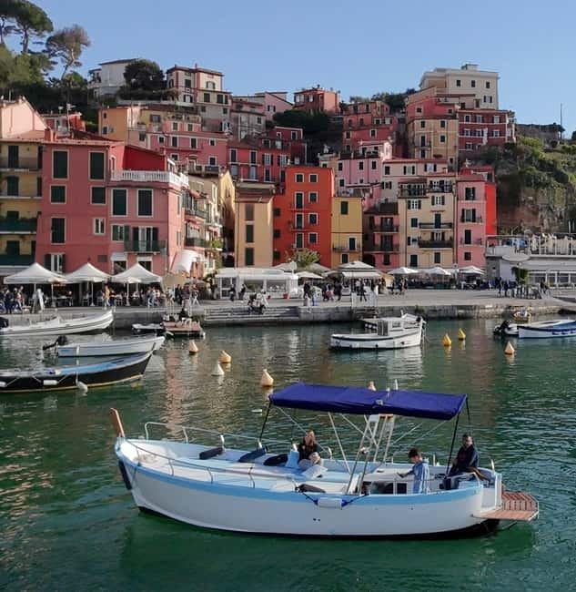 La Spezia : Morning or Sunset Cinque Terre Tour & Aperitif - Why this Cinque Terre boat tour is better than train hopping