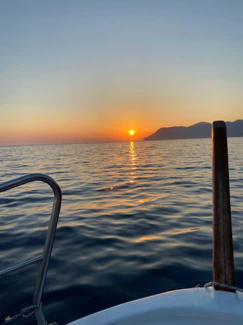 La Spezia : Morning or Sunset Cinque Terre Tour & Aperitif - Guvano Bay swim, snorkeling gear, and the aperitivo moment