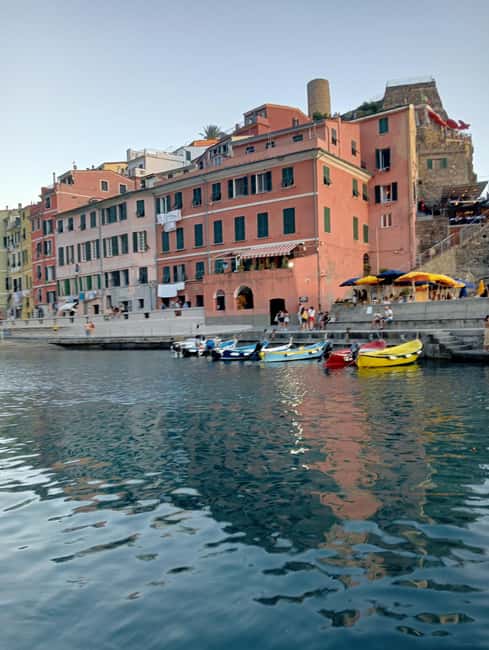 La Spezia : Morning or Sunset Cinque Terre Tour & Aperitif - Monterosso photo stop and the second Scoglio Ferale swim