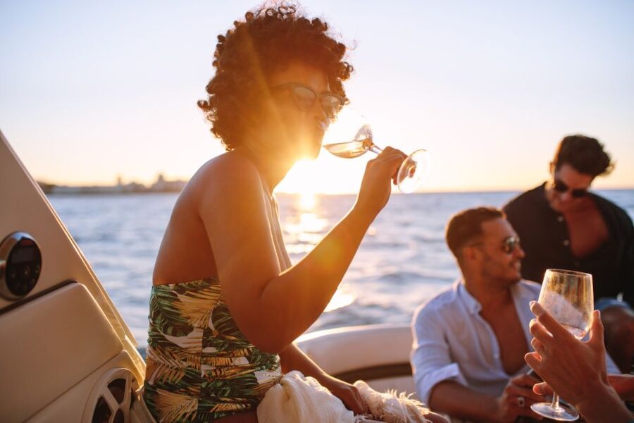 La Spezia: Sunset Boat Tour with Aperitivo and Snacks - San Pietro and Portovenere Natural Park, where sunset seems to line up