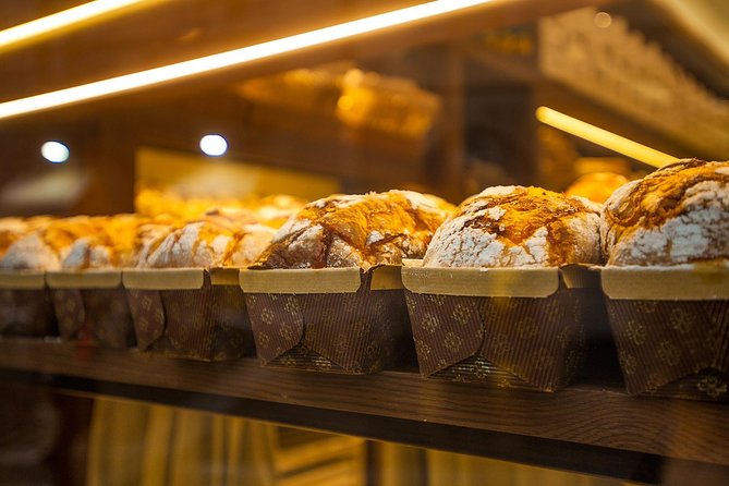 Lake Como Food Tour - Eat like a real Local - Pizza by the Slice on Via Pietro Boldoni