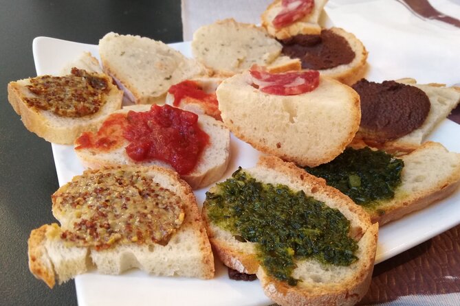 Lake Como Food Tour - Eat like a real Local - The Wine-Shop Stop at Palazzo Rusca: Where the Local Tastes Begin