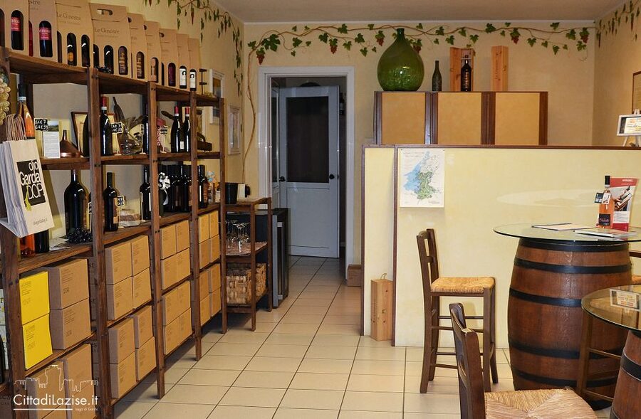 Lake Garda: Wine and Food Tastings in the Vineyards - The Wine Lineup: Up to Six Local Pour Sizes
