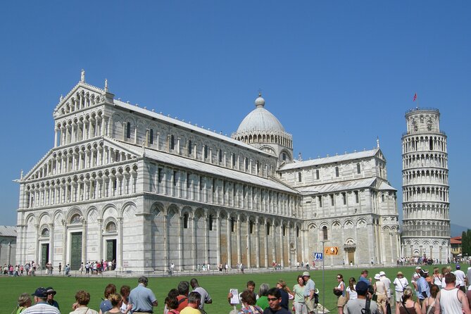Leaning Tower and Cathedral of Pisa afternoon timed-entry Ticket - Bags, lockers, and keeping your hands free