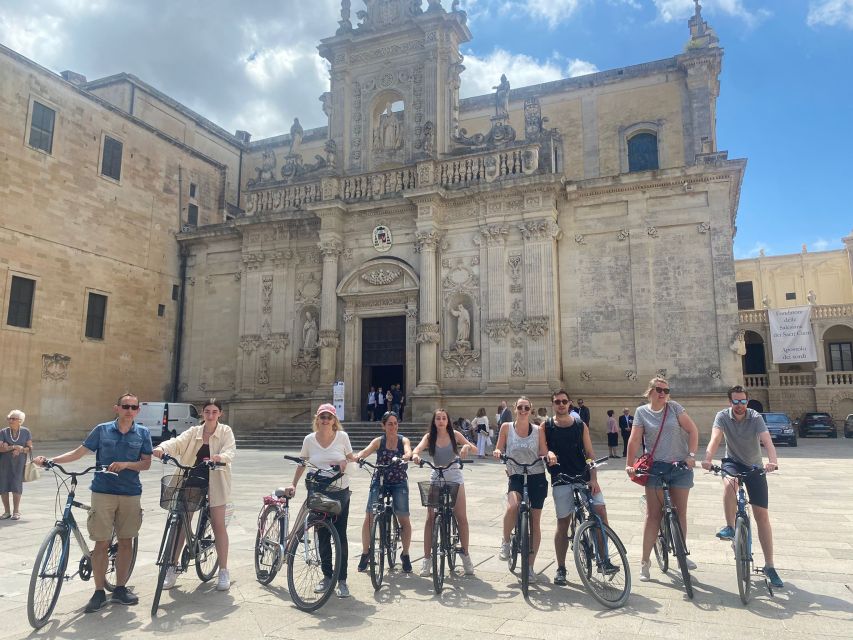 Lecce: City Highlights Guided Tour by Rickshaw - Electric Rickshaw Comfort: Heat, Photo Stops, and Easy Getting Around